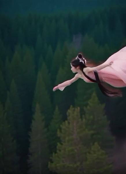 AI人物飞行/飞翔特效万相视频LoRA