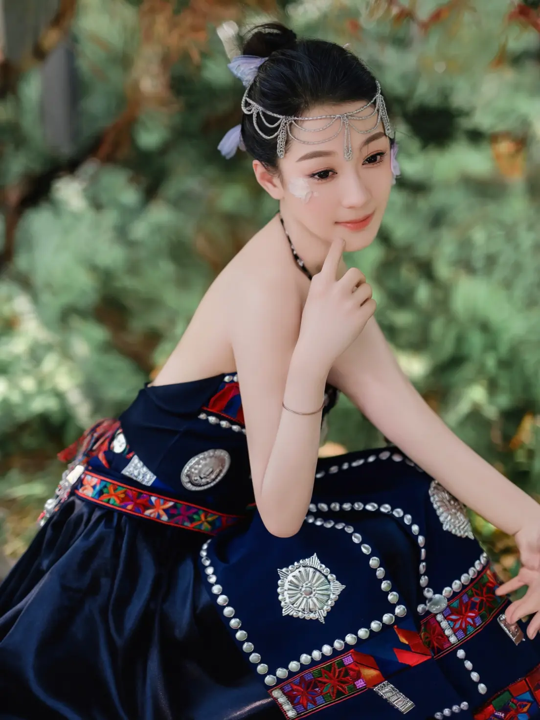 Model matching Hani Yunshang — Ethnic costumes