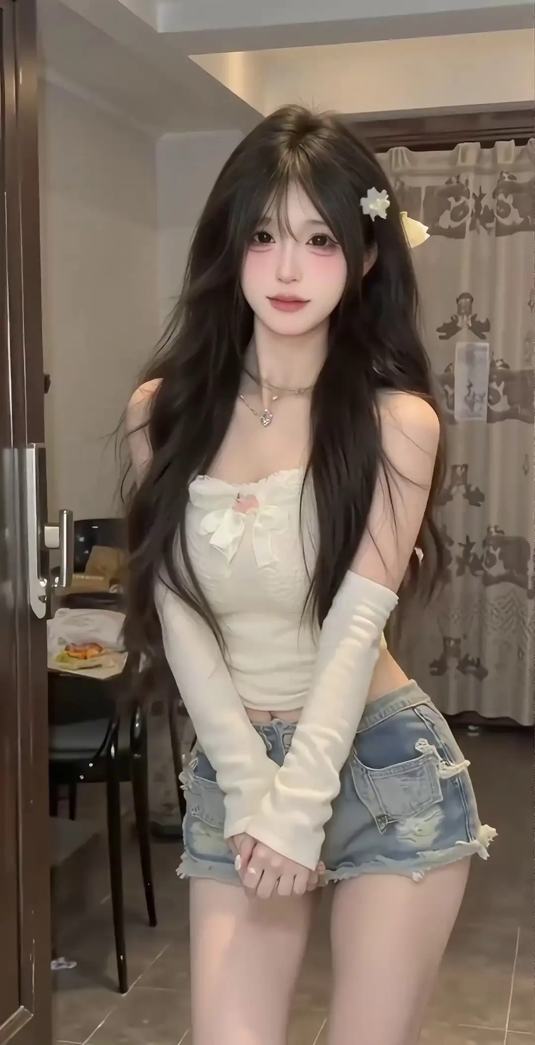 抖音美女跳舞图片环节