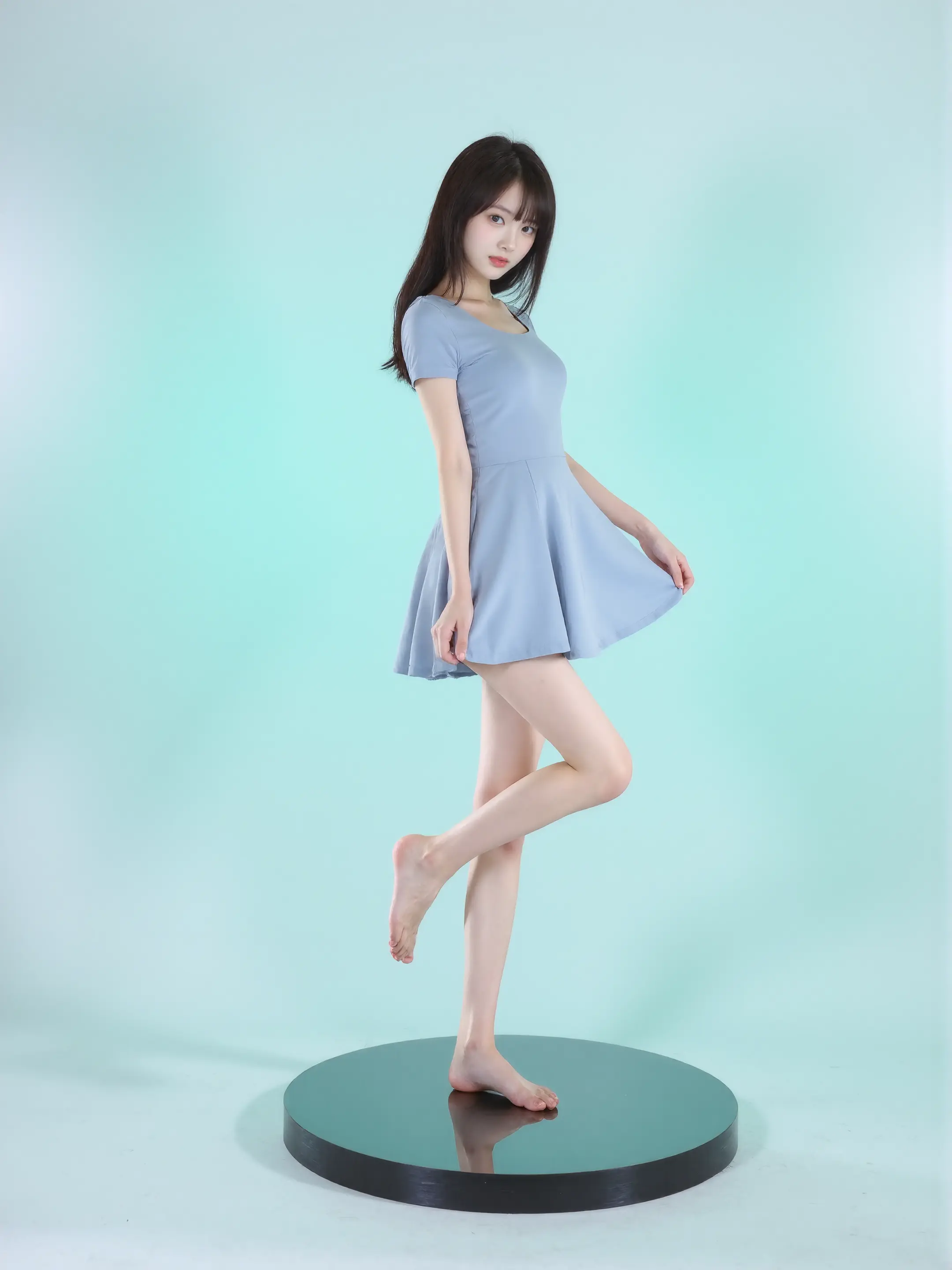 网红人形手办台-服装模特展示台