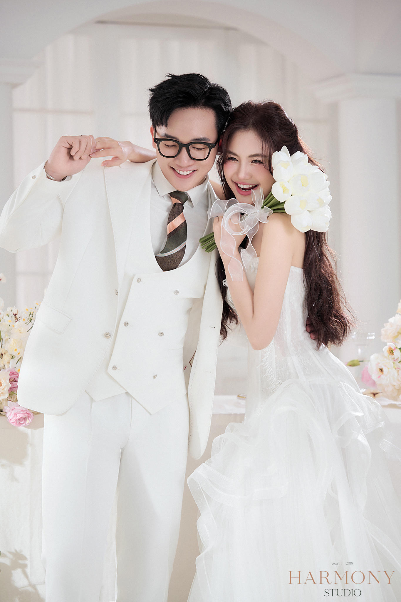 ModernWeddingStyle L2